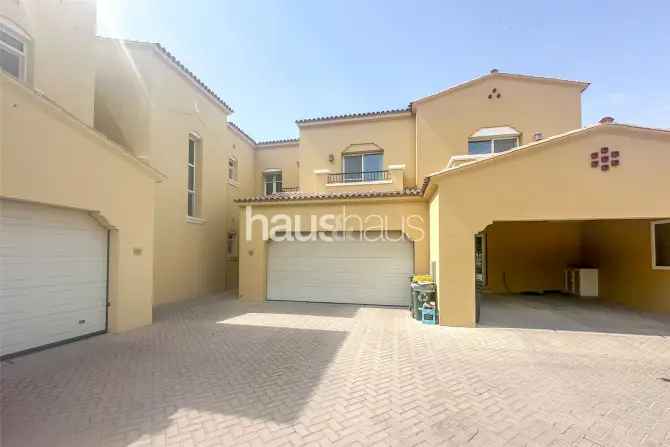 3 Bed Villa To Rent in Palmera 1
