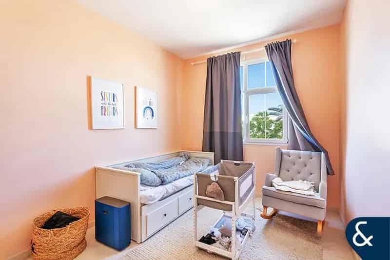 3 Bedroom Villa for Sale in Zulal 2, Zulal, The Lakes.
