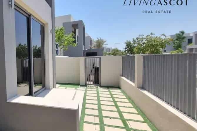 4 Bed Villa To Rent in Sidra 1