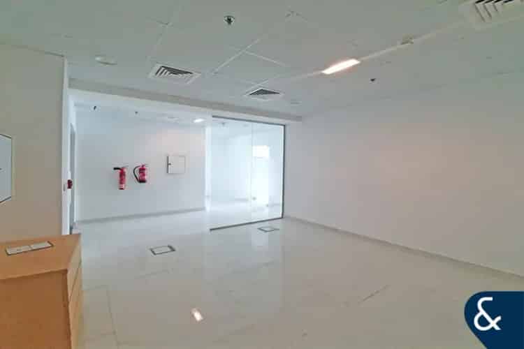 2414.03 Sq Ft Office Space for Rent in Iris Bay, Iris Bay, Business Bay.