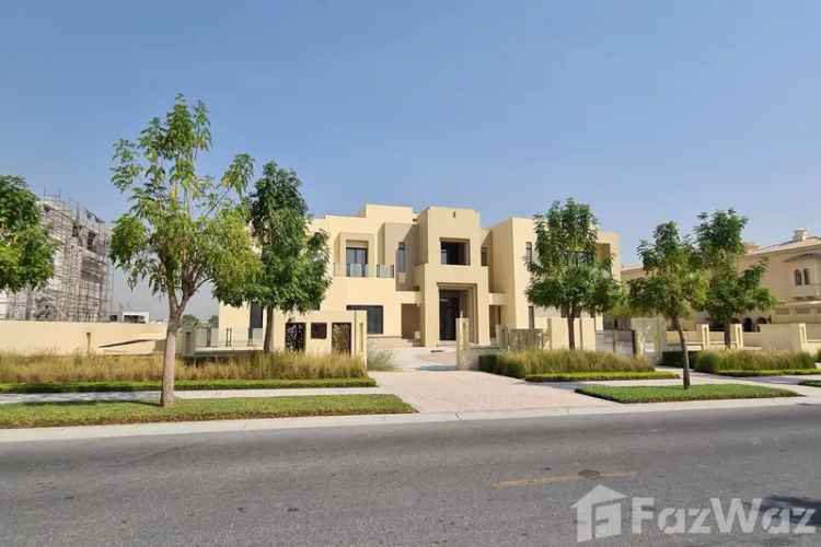 Buy Luxurious Villa with Golf Course Views in Dubai Hills Grove