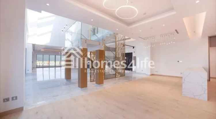 4 Bedroom 7292 Sq.Ft. Penthouse for Sale in Palm Jumeirah, Dubai