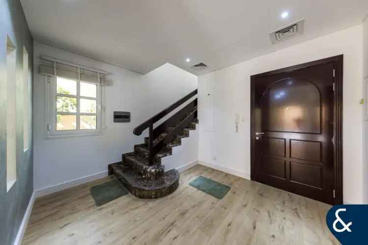 3 Bedroom Villa for Sale in , Victory Heights.