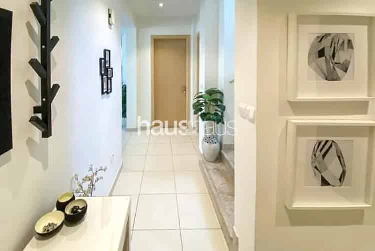 3 Bedroom Townhouse For Sale