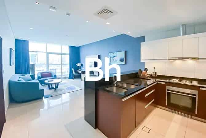 1 Bed Apartment To Rent in Royal Continental Suites