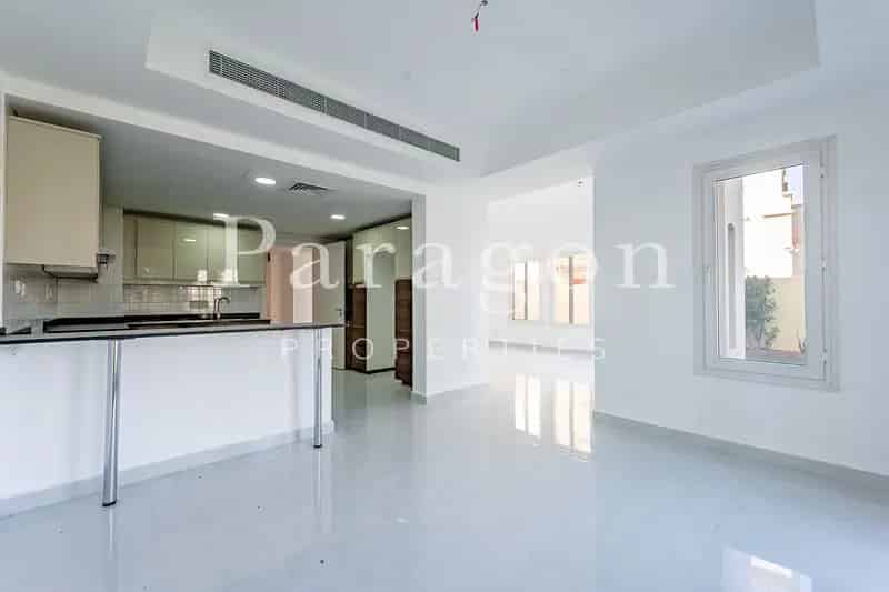 Full Lake View Upgraded Vacant