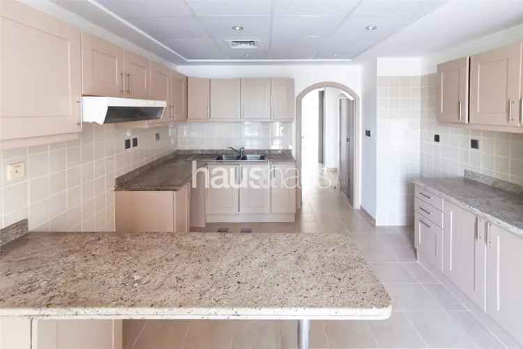 3 Bedroom Villa To Rent