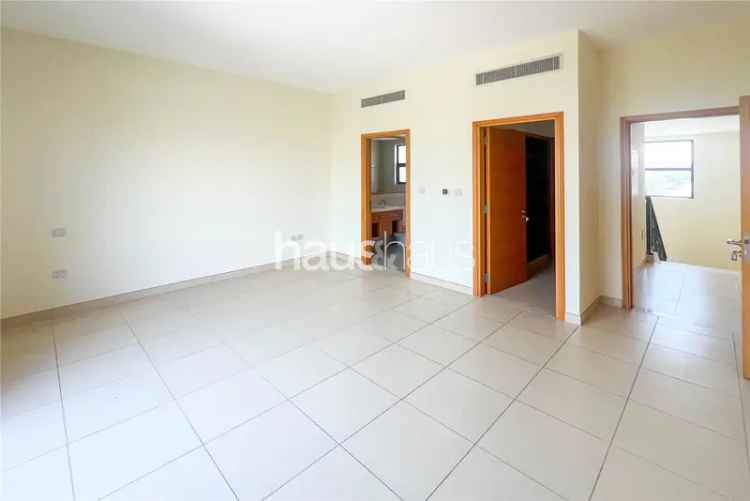 3 Bedroom Villa For Sale