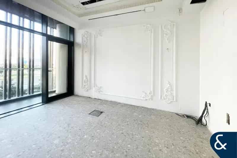 1352.27 Sq Ft Office Space for Sale in SOL Bay, SOL Bay, Business Bay.