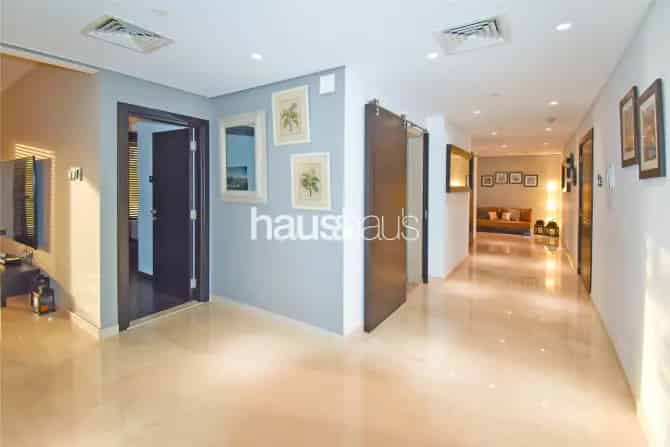4 Bed Apartment For Sale in Murjan 1