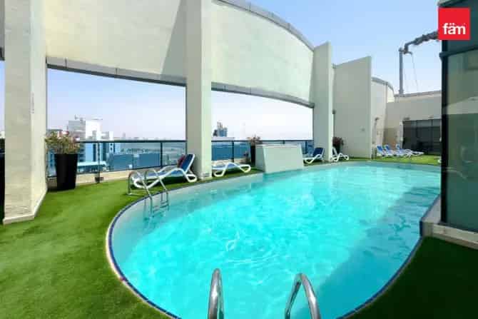 1 Bed Hotel Apartment For Sale in First Central Hotel Suites