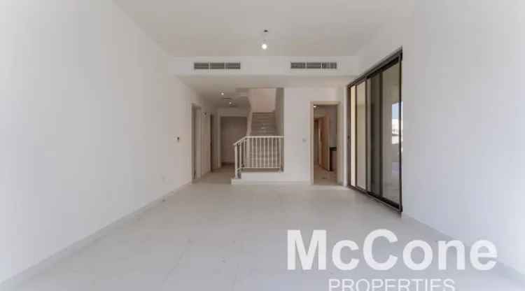 Rent 4 Bedroom Villa in Mira Oasis Reem with Stunning Landscapes