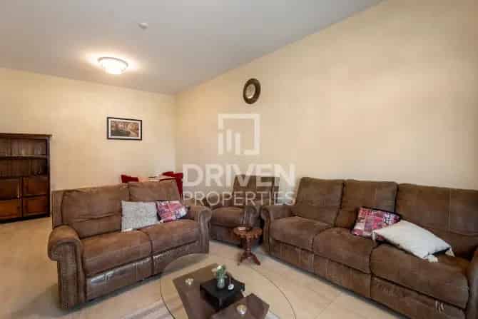 2 Bed Apartment For Sale in Azizi Feirouz