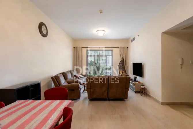 2 Bed Apartment For Sale in Azizi Feirouz