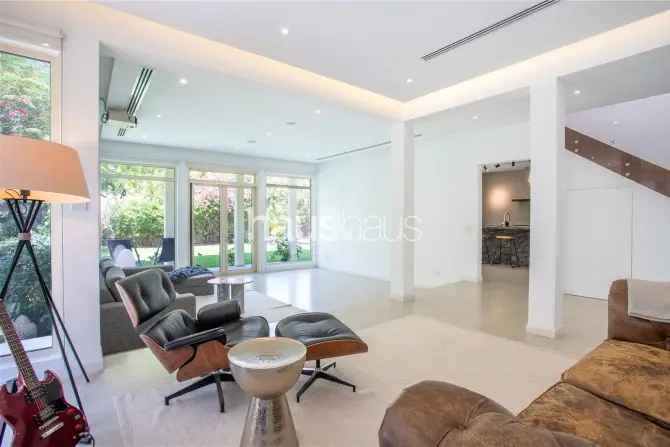 4 Bed Villa For Sale in Saheel 1