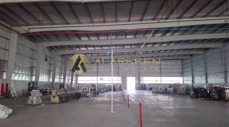 Rent Warehouse in Dubai Industrial Park with Excellent Infrastructure