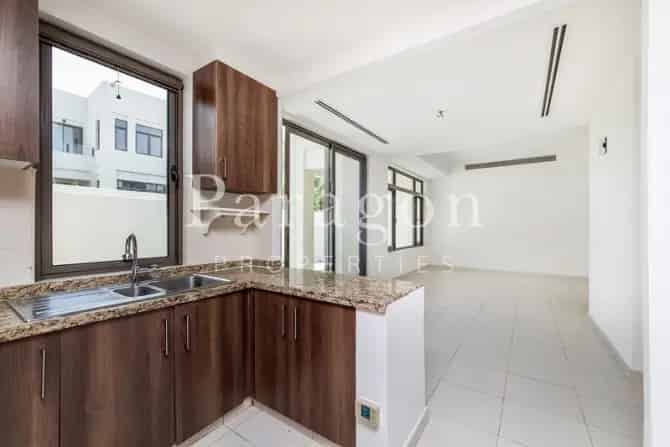 4 Bed Villa For Sale in Mira Oasis 3