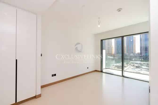 2 Bed Apartment For Sale in Vida Dubai Marina & Yacht Club