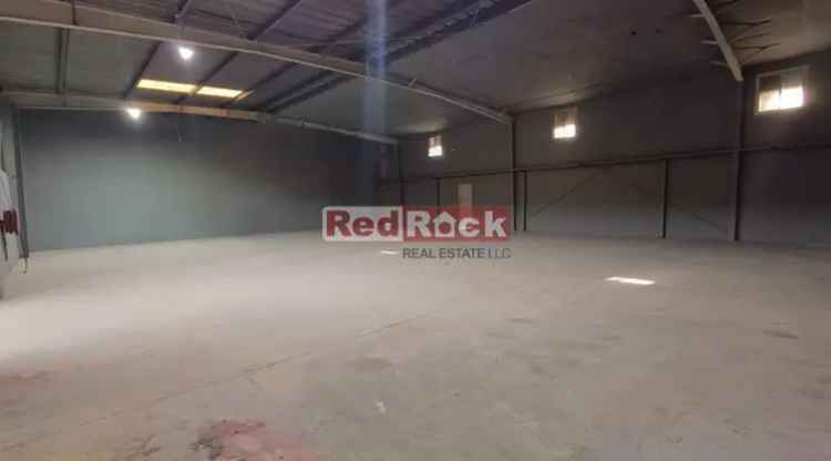 Rent Warehouse in Al Quoz Industrial Area with Premium Features