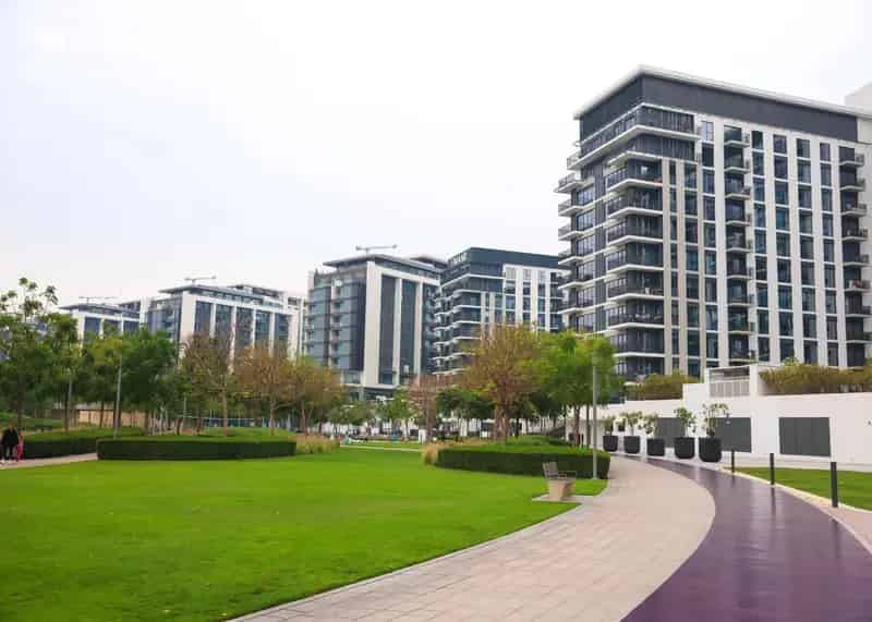 LUXURY| FURNISHED| VACANT IN MAY| NO COMISSION