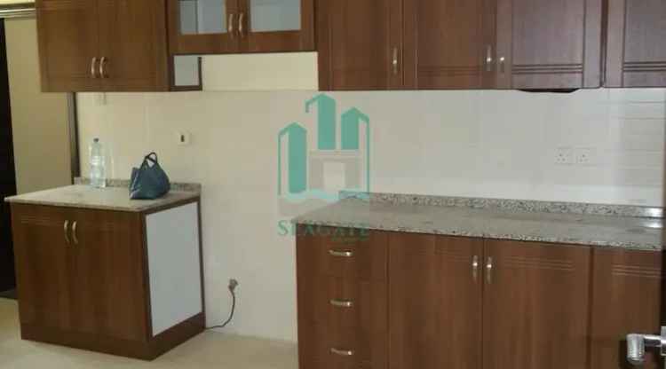 Rent 4 Bedroom Villa with Pool in Umm Suqeim Dubai