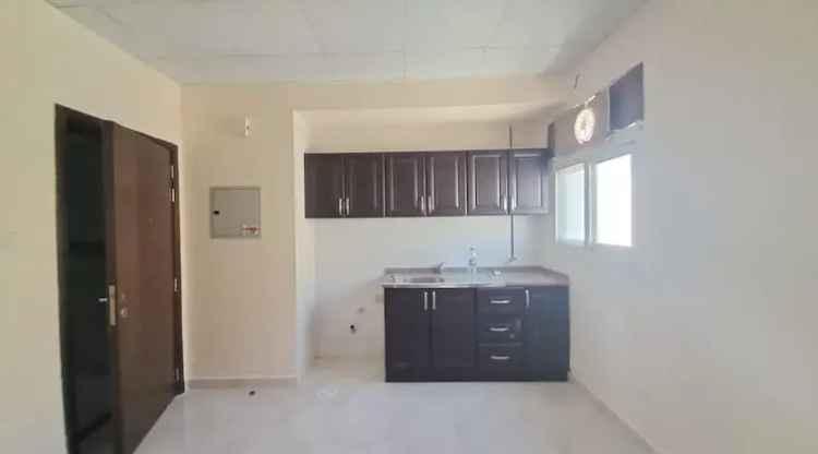 Studio 490 Sq.Ft. Apartment for Rent in Muwaileh, Sharjah