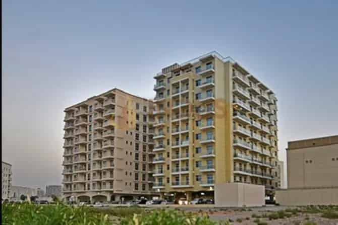 2 Bed Apartment For Sale in Mazaya 8