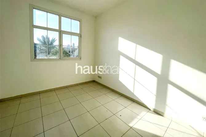 3 Bed Villa To Rent in Zulal 2
