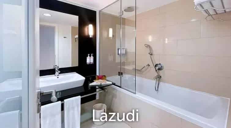 Buy 1 Bedroom Apartment in Jumeirah Lake Towers with Luxury Amenities