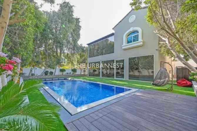 5 Bed Villa For Sale in Estella Village