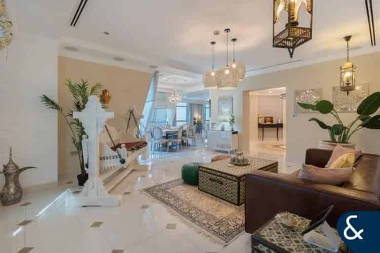 5 Bedroom Apartment for Sale in Marina Crown, Marina Crown, Dubai Marina.