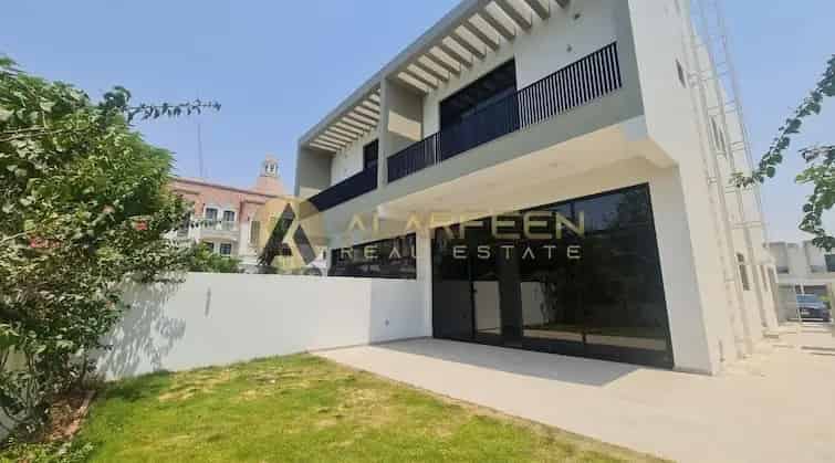 4 Bedroom 1685 Sq.Ft. Villa for Rent in JVC District 12, Jumeirah Village Circle (JVC), Dubai