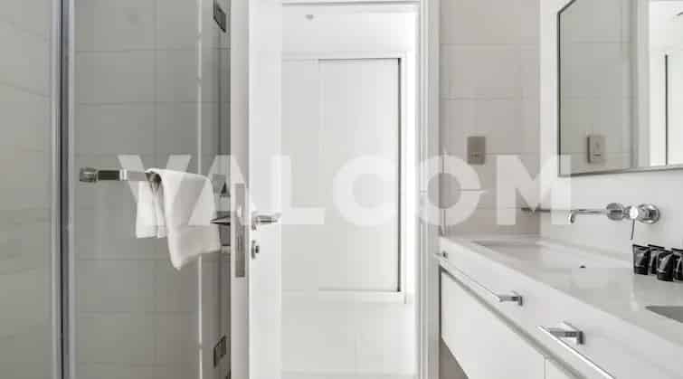 Buy 2 Bedroom Apartment in Dubai Harbour with Beach Access and Amenities