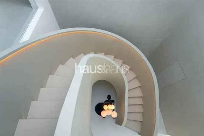5 Bed Villa For Sale in Alvorada 4