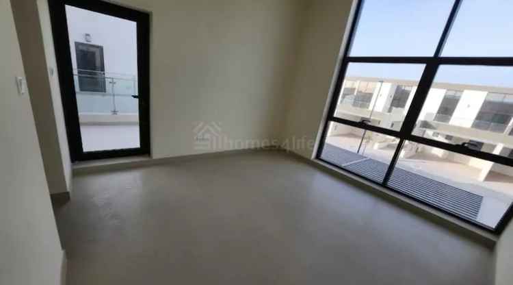 Rent 3 Bedroom Townhouse in Mohammed Bin Rashid City with Premium Features