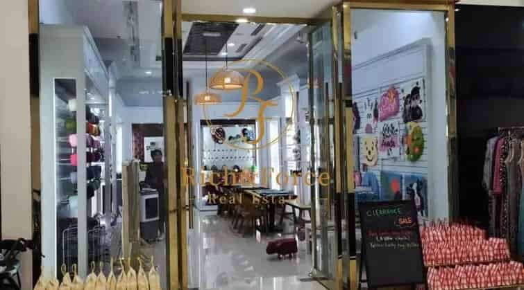 561 Sq.Ft. Retail Shop  for Rent in Dragon Mart 2, Dragon City, Dubai