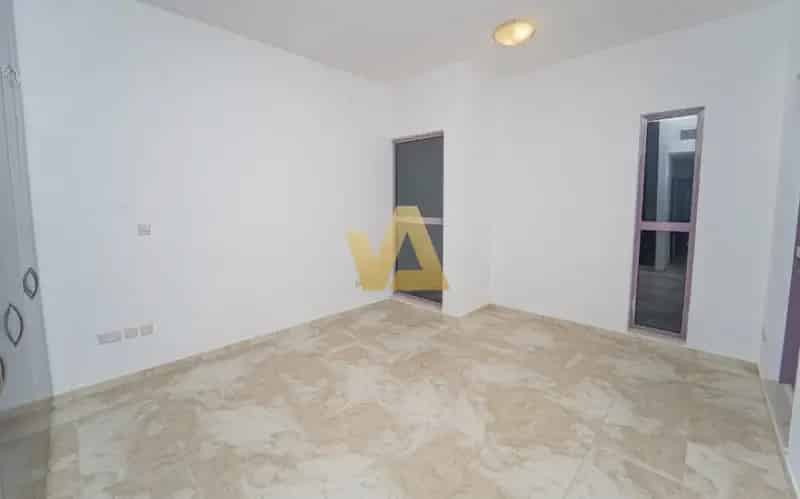 Rent 5 Bedroom Villa with Full Marina View in Dubai Marina