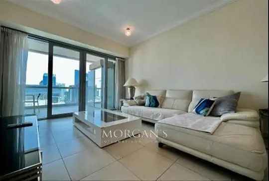 Rent Modern 1 Bedroom Apartment in Downtown Dubai with Balcony