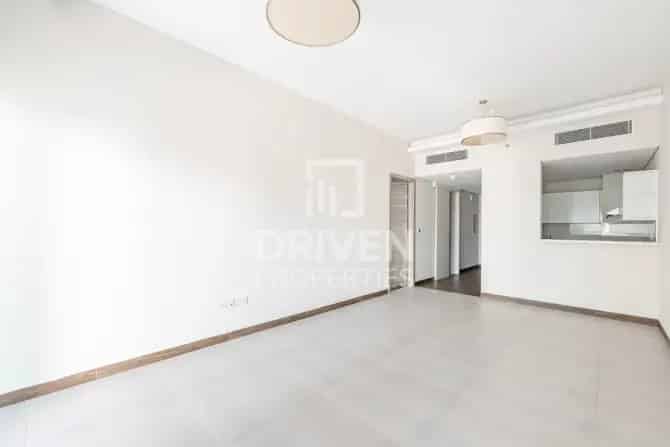 1 Bed Apartment To Rent in Sol Bay Tower