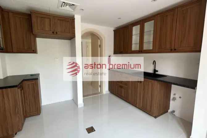 3 Bed Villa For Sale in Springs 15