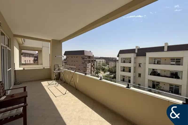 2 Bedroom Apartment for Sale in Sherlock House 2, Sherlock House, Motor City.