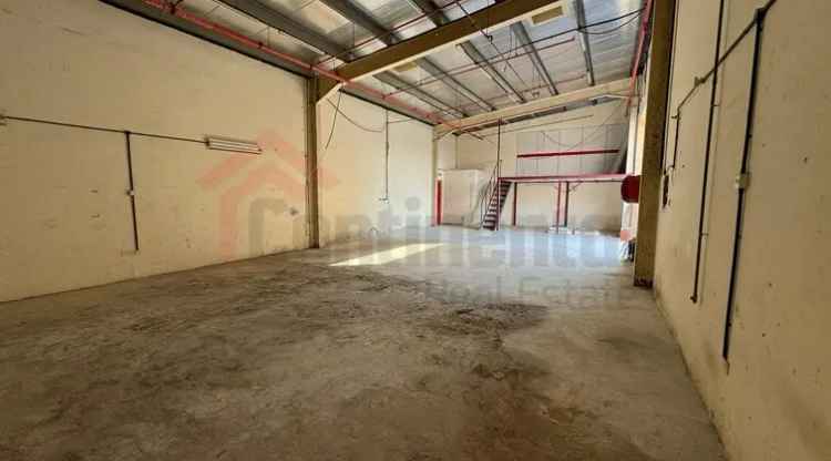 2400 Sq.Ft. Warehouse  for Rent in Al Sajaa, Sharjah