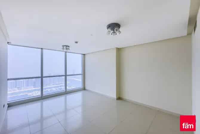 4 Bed Penthouse For Sale in 23 Marina