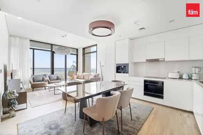 2 Bed Apartment For Sale in Palace Residences