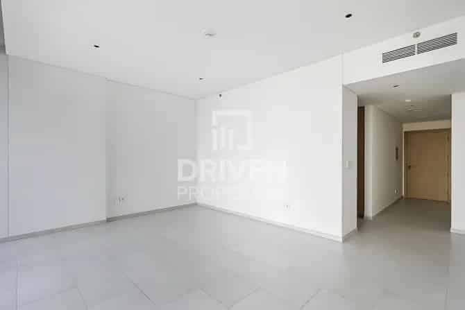 Studio Apartment To Rent in Marquise Square Tower