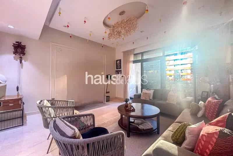 3 Bedroom Apartment For Sale