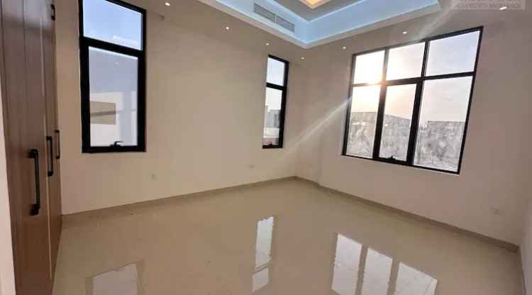 Rent 5 Bedroom Villa in Dubailand with Garden and Parking