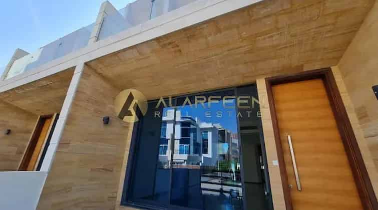 4 Bedroom 1870 Sq.Ft. Villa for Rent in JVC District 13, Jumeirah Village Circle (JVC), Dubai