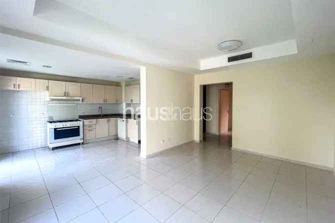 2 Bed Villa To Rent in Springs 2