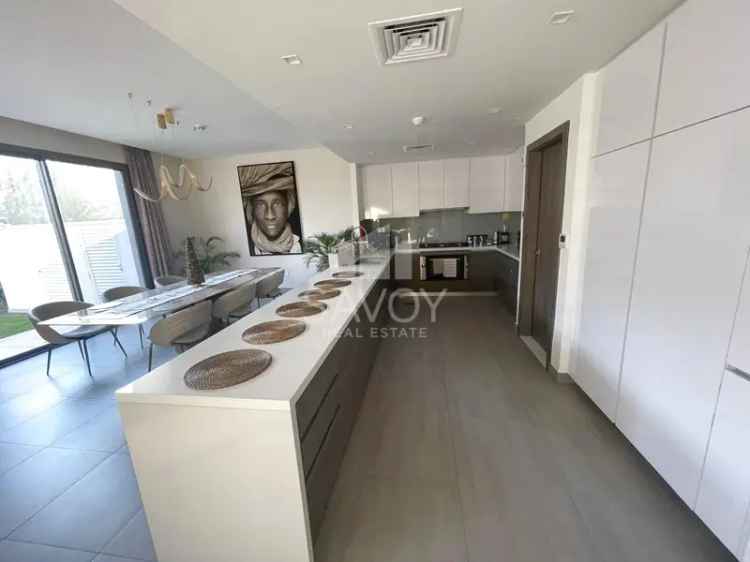 Rent 3 Bedroom Villa in Yas Acres Abu Dhabi with Pool and Garden